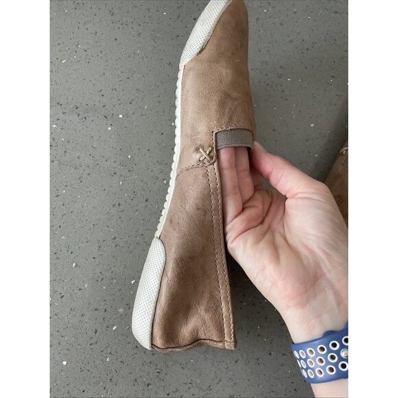 Frye Melanie Slip On Leather Flats Loafers Comfort Women’s Tan Size 7.5 - Picture 15 of 16